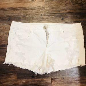 American Eagle white shorts!